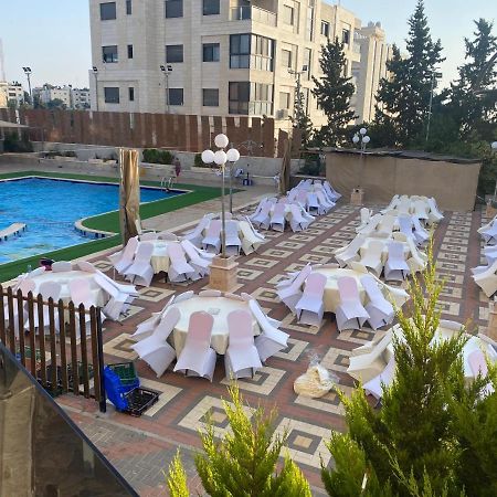 Casablanca Hotel Рамалла Экстерьер фото